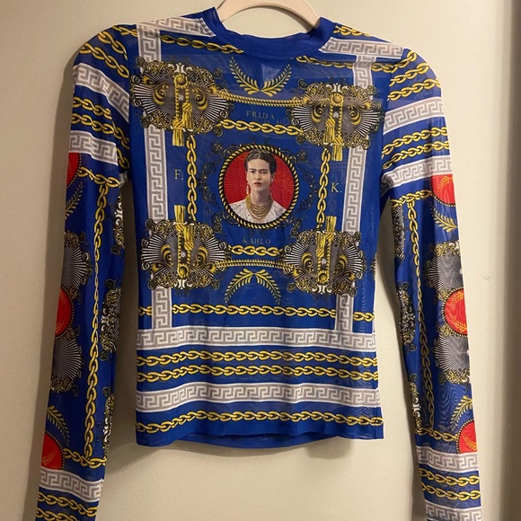 Sheer Frida Khalo Graphic Top - Picture 2 of 3